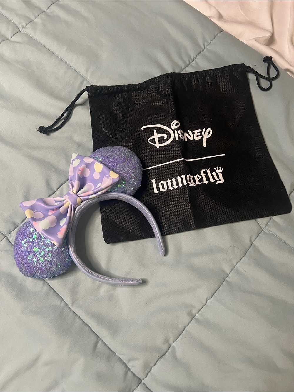 Disney Minnie Mouse Exclusive Iridescent Sequin Loungefly Ear Headband